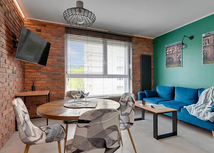 Hellogdansk Walowa With Parking By Lion Apartments