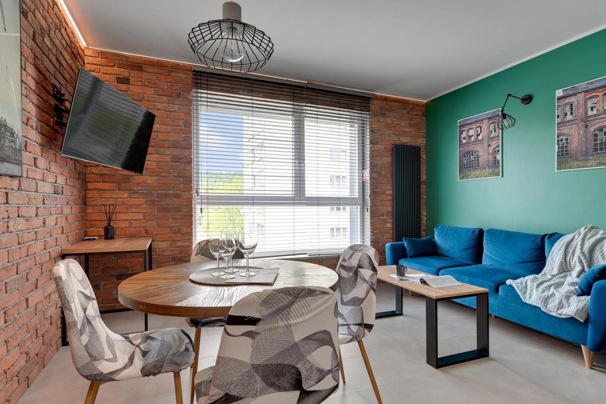 Hellogdansk Walowa With Parking By Lion Apartment
